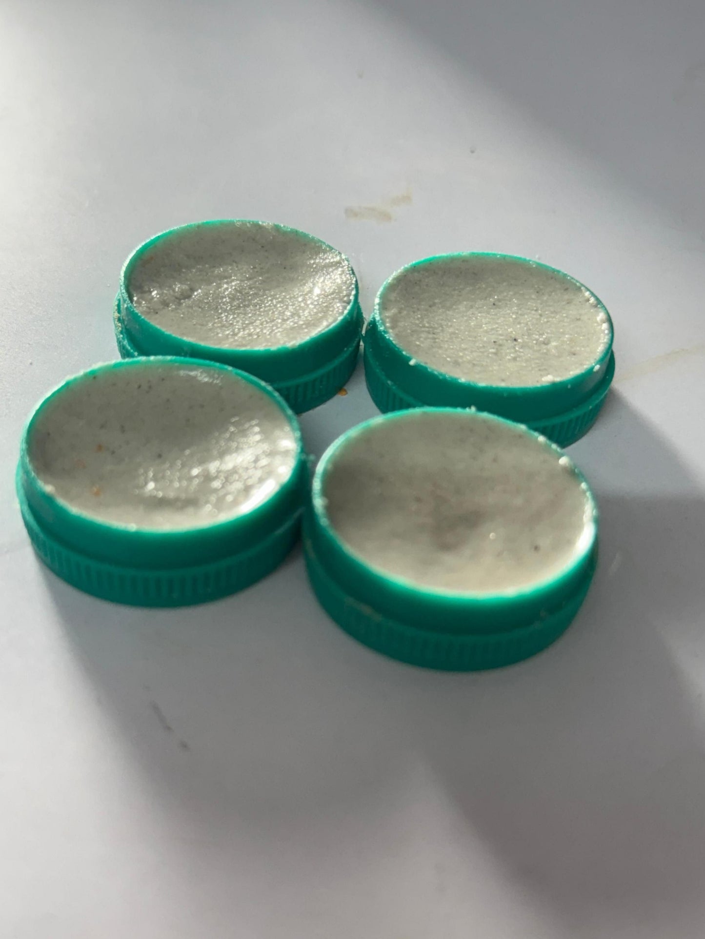Close-Up of Cockroach Killing Powder Gel – Safe, Odorless, and Chemical-Free Formula