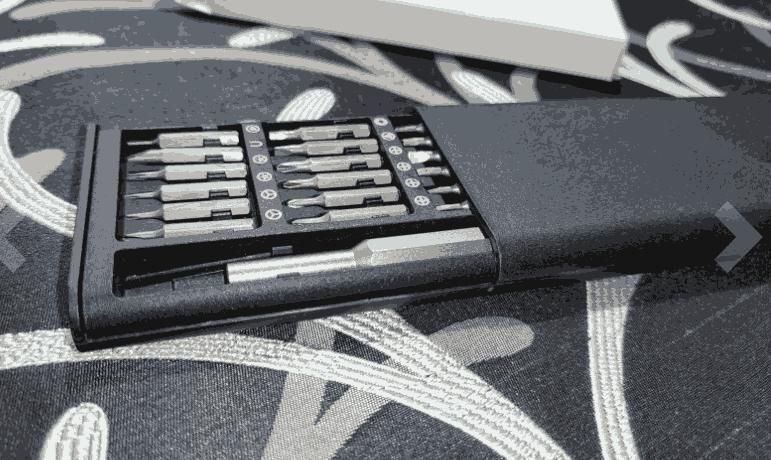 24-in-1 Magnetic Precision Screwdriver Set